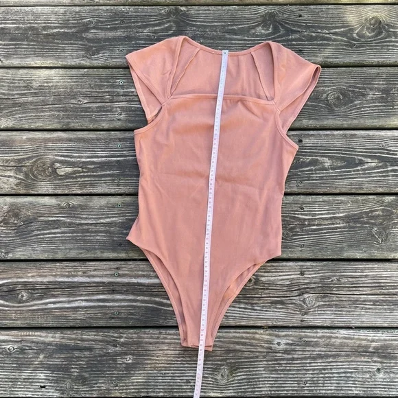 Bodysuit: Ribbed Square Neck - Picture 6 of 9